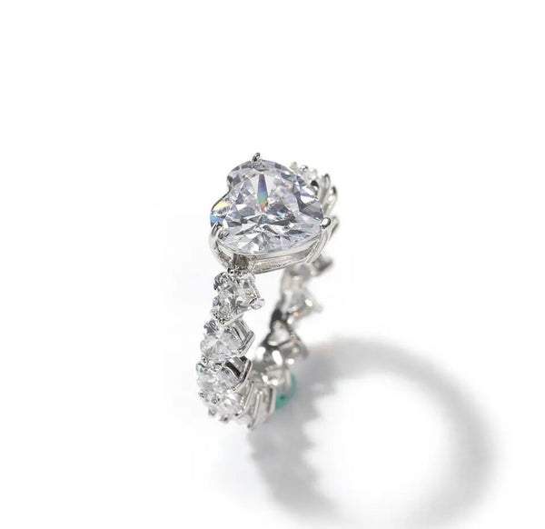 Icy Heart  ring ,heart CZ Ring , luxury ring , Full Cubic Zircon Paved Copper Big Heart Ring Iced Out Bling Hip Hop Fashio