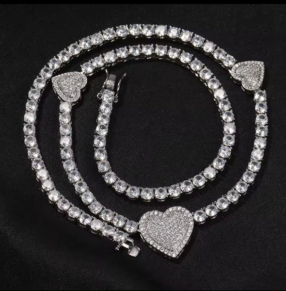 3 heart tennis necklace
