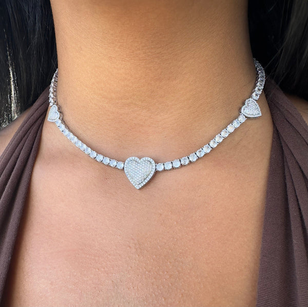 3 heart tennis necklace