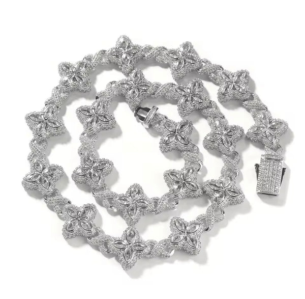 Icy clover CZ Floral Inifinity Chain