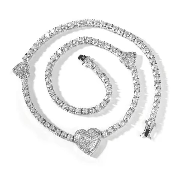 3 heart tennis necklace