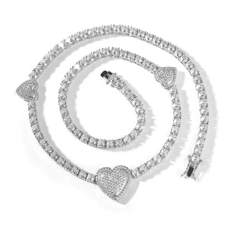 3 heart tennis necklace