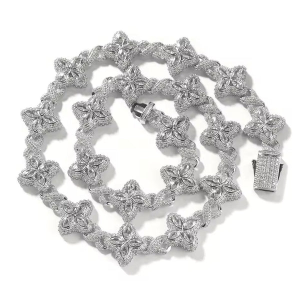 Icy clover CZ Floral Inifinity Chain