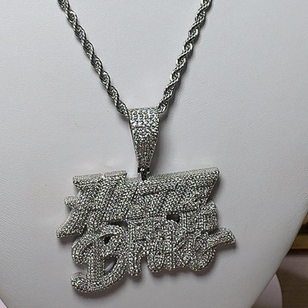 Hustle Or Be Broke with rope chain